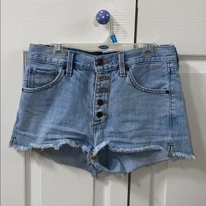 Lightwash denim shorts